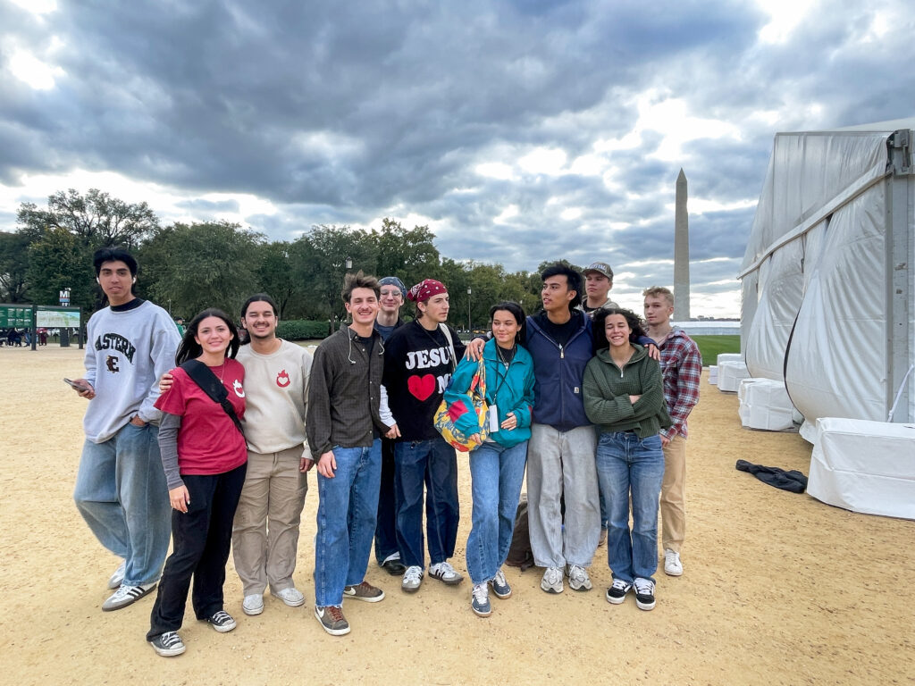 Communion-america 02