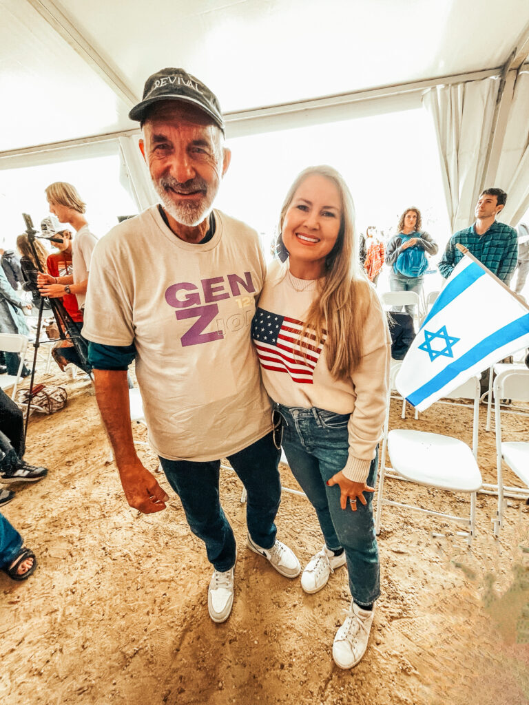 Communion-america 05